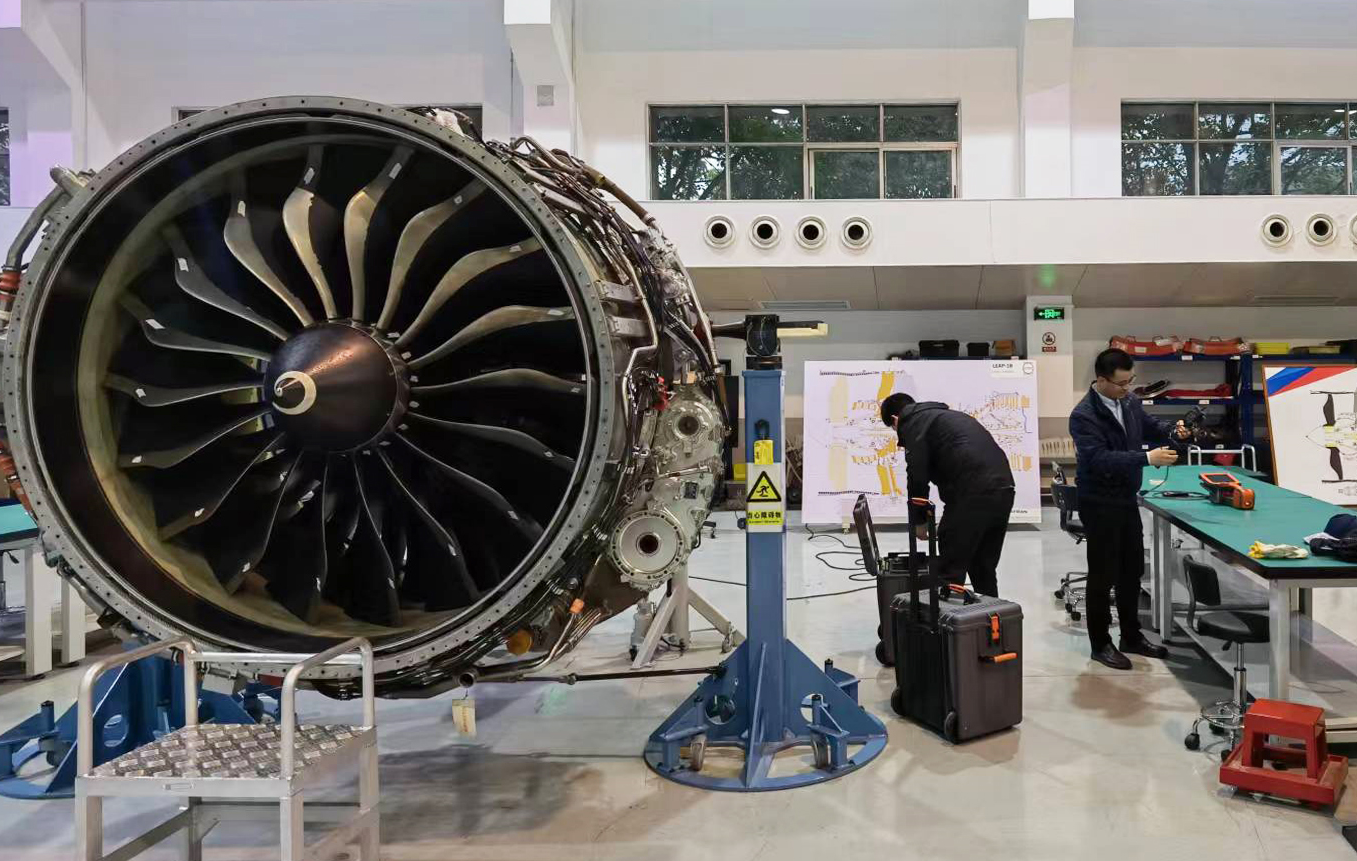 北京韋林公司定期為航空發(fā)動機維修培訓中心提供XLG4-MViQ發(fā)動機孔探儀的維護保養(yǎng)服務